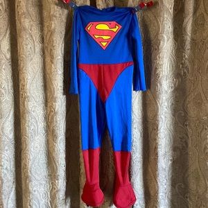 Boy’s Superman costume (no cape)